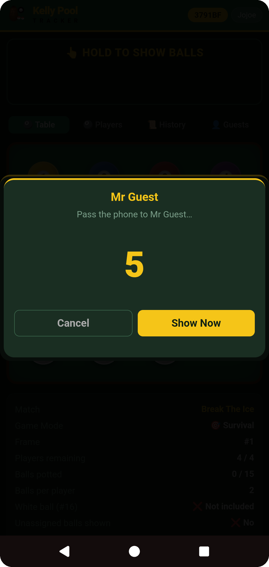 Pass the phone countdown before the guest's balls show